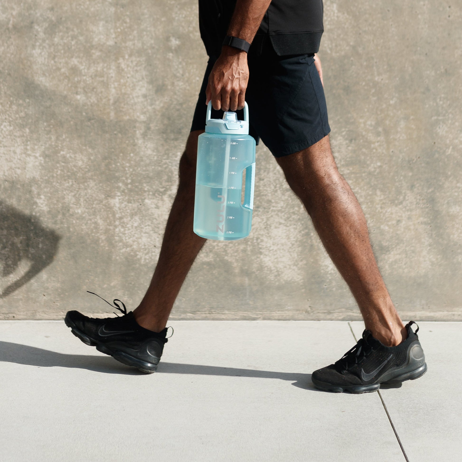 goals-gallon-128oz-water-bottle-with-straw-o1 A75I8756.jpg